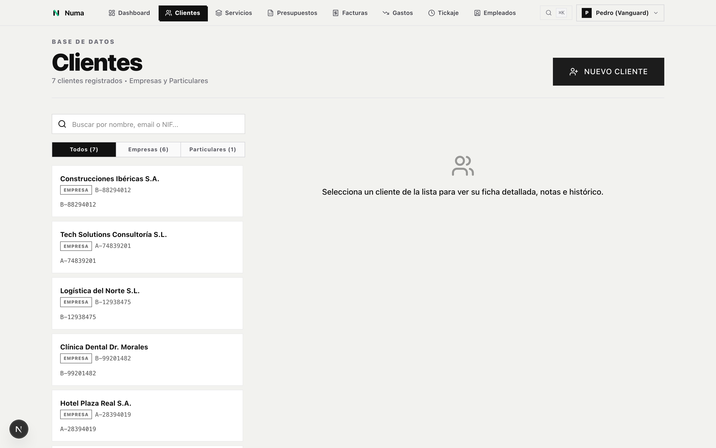 02 · Directorio CRM Clientes